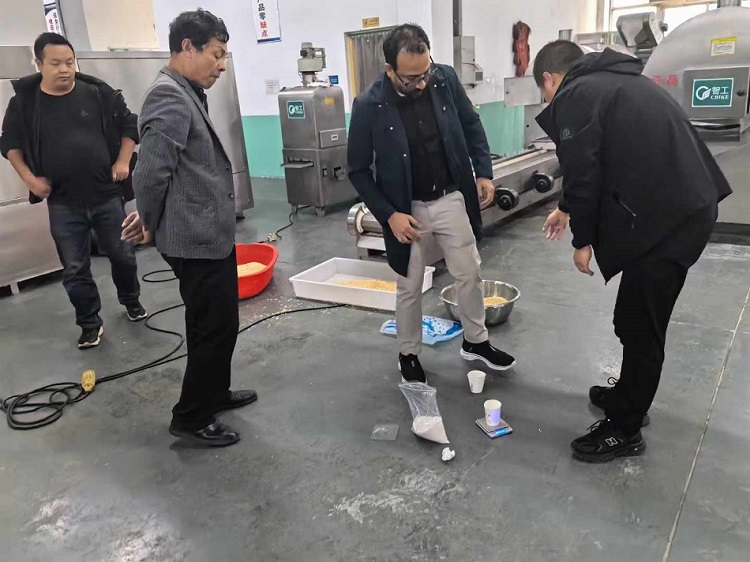 流水線電磁炒貨機