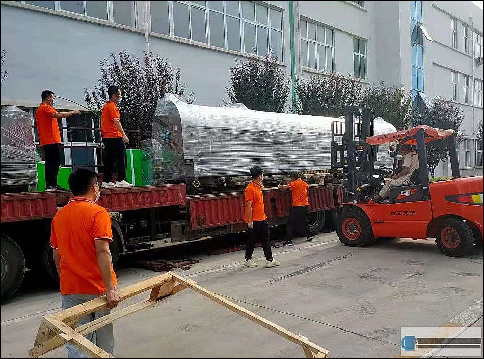 許昌智工兩套8米電磁流水線炒貨設(shè)備發(fā)貨