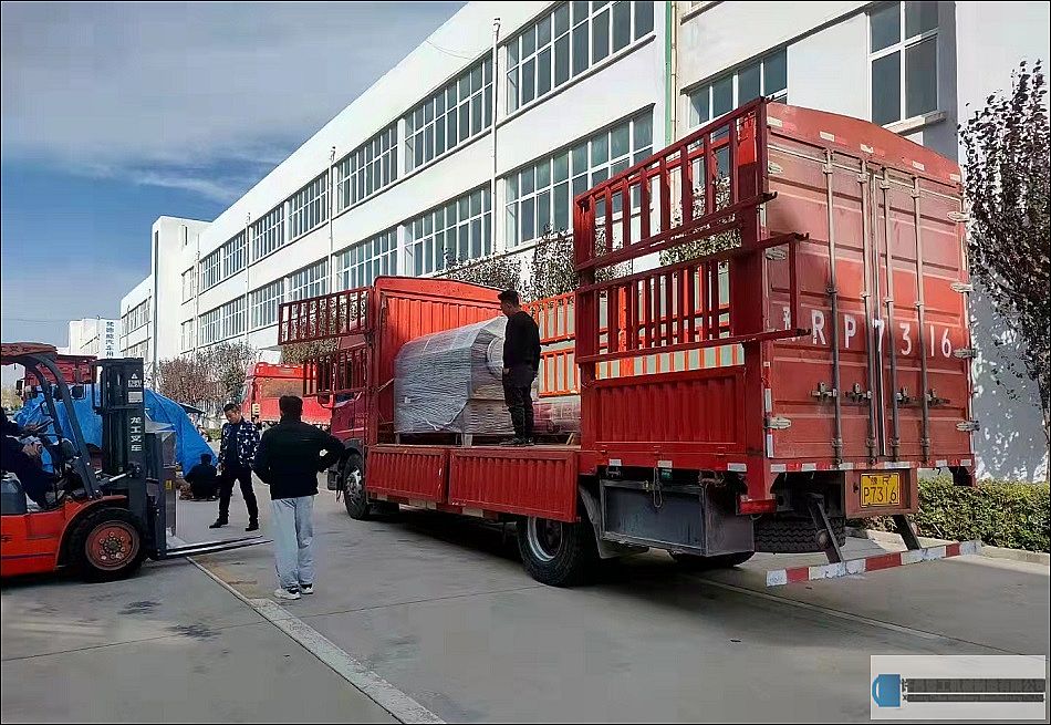 湖北襄陽(yáng)客戶訂購(gòu)電磁炒貨設(shè)備已發(fā)貨