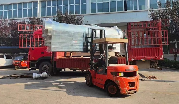 新疆客戶訂購(gòu)的四米全套電磁流水線炒貨設(shè)備發(fā)貨完成