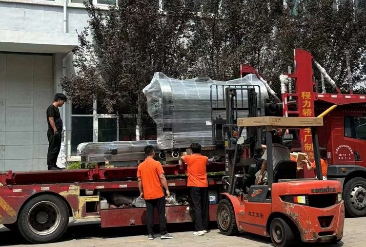 兩米電磁流水線炒原味瓜子全套設(shè)備專車發(fā)往河南商丘